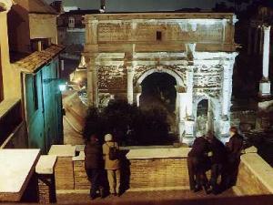 Visite guidate serali e notturne Roma: Colosseo e Fori  15/06/2012