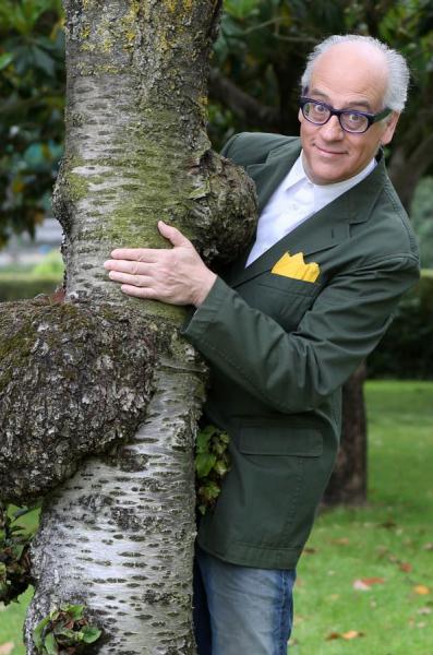 Guido Barlozzetti presenta il libro di Cinzia Tani