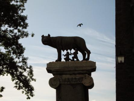 Roma al tramonto con i vostri Bambini    La Nascita di Roma - visita guidata x bambini