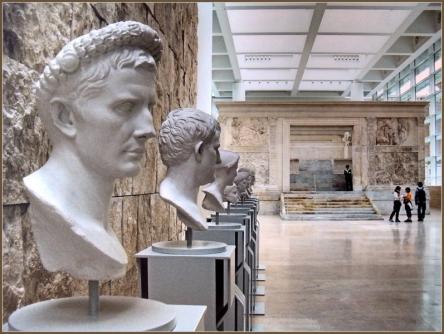 L'Ara Pacis di Augusto