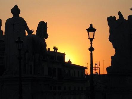 Riti e Miti nell'antica Roma: passeggiata archeologica dal Santuario di Iside al Pantheon