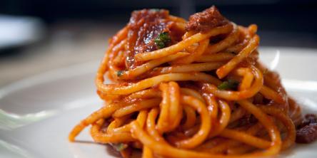 Lumache, arrosticini e tradizione. E' fiera delle sagre a Civita Castellana