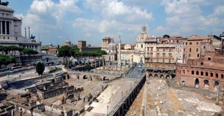 Via Alessandrina e i Fori Imperiali
