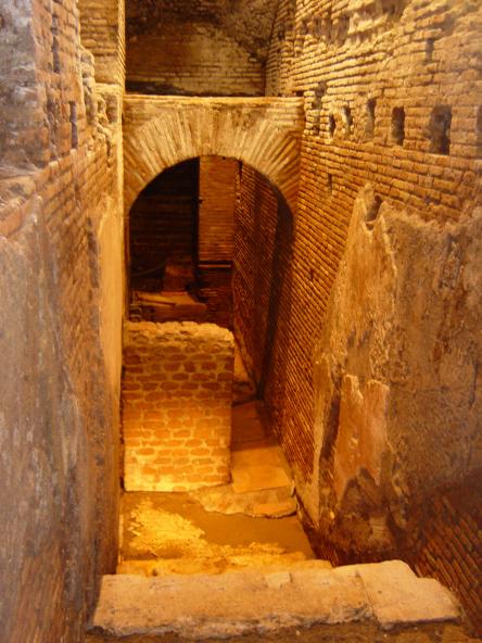 ROMA SOTTERRANEA: il Castellum Aquae dell'acquedotto Vergine