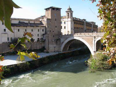 ROMA NASCOSTA: passeggiata dall'Isola Tiberina al ghetto ebraico
