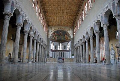 Il complesso della Basilica di Santa Sabina all'Aventino con i sotterranei, il chiostro e la cappell