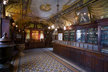 LA FARMACIA DEI PAPI