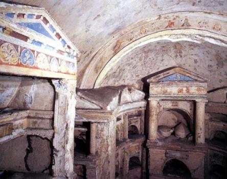 Visita Guidata, IL COLOMBARIO DI POMPNIO HYLAS