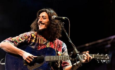 Sandro Joyeux al Quirinetta. Una serata di ironia e condivisione