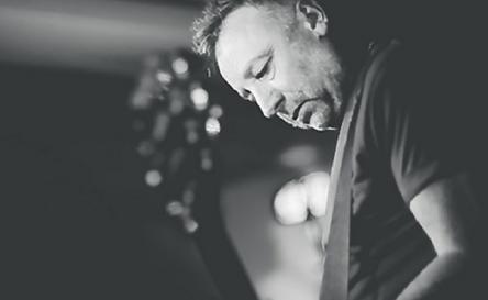 Peter Hook live al Quirinetta