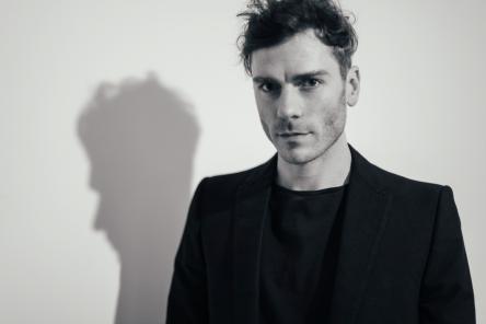 L'House Nera di Konrad Black Al Circolo degli Illuminati