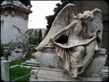 Il Cimitero del Verano: amore, morte e poesia - Visita guidata Roma