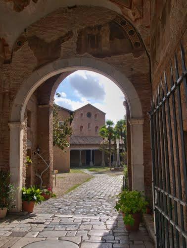 Sabato 30 aprile - L'Abbazia delle Tre Fontane