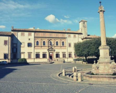 Palazzo Altieri ad Oriolo Romano (VT)