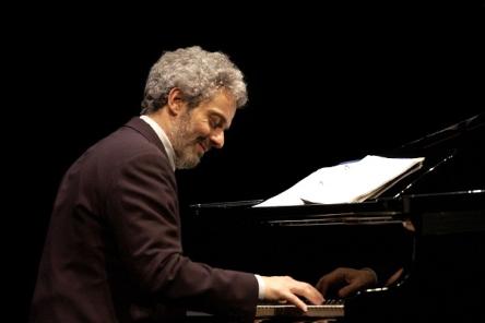 “Quando la banda passò” incontra Nicola Piovani: la musica come racconto di comunità